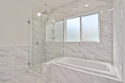 Toilet, Bathroom, Bath