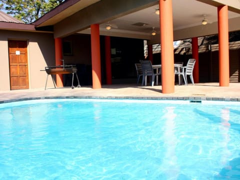 Grand Central Guesthouse Bed and Breakfast in Gauteng