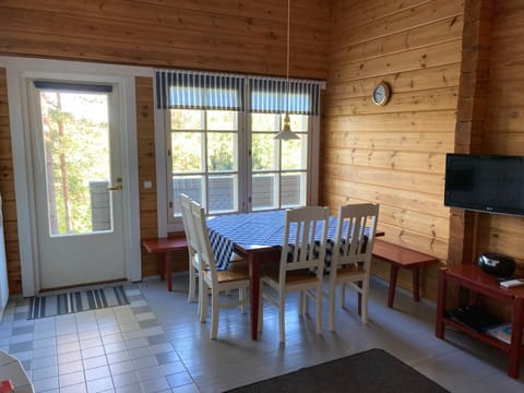 Decorative detail, Dining area