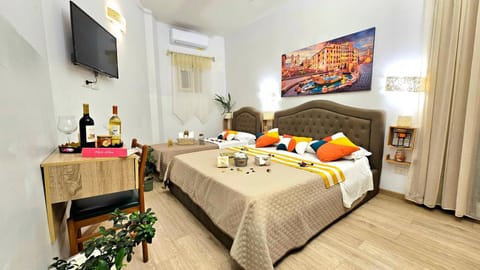 A Casa Simpatia Roma - Free Parking if you book 4 nights Bed and Breakfast in Rome