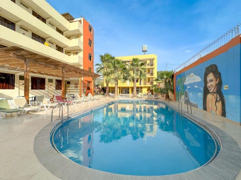 Pool view, Swimming pool