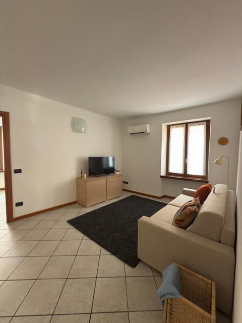 TV and multimedia, Living room, Photo of the whole room