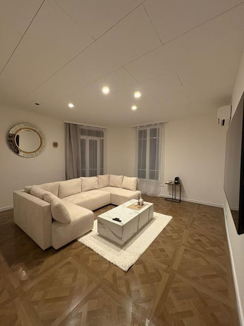 Chick Luxury Apt by Monte Carlo Casino Apartment in Avenue du Carnier