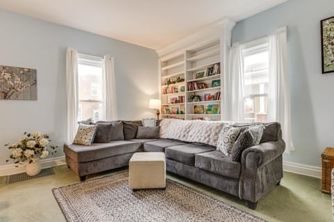 Walkable Group Getaway with Bikes in West Liberty! House in Ohio