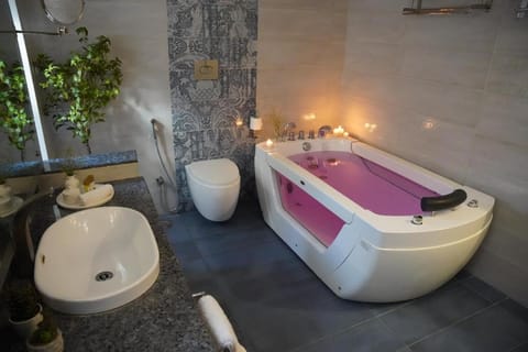 Bathroom, Bath