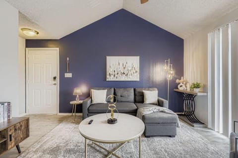 Chic 2B - 2BA Getaway - Cedar Park - North Austin Apartment in Jollyville