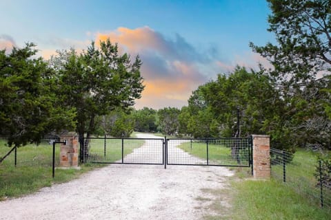 Rustic Cabin on 5 Private Acres with Hot Tub and Fire Pit Cabin in Canyon Lake