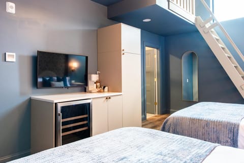 Hollyhock Suite 506 Apartment in Jefferson County