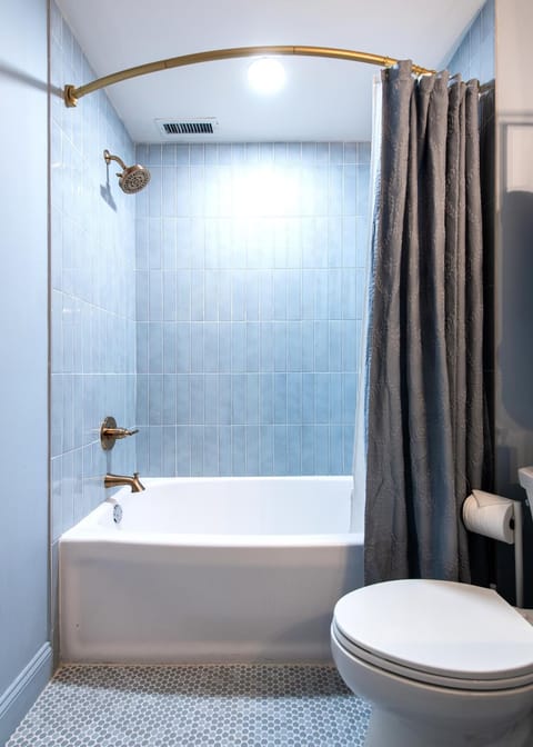 Hollyhock Suite 506 Apartment in Jefferson County