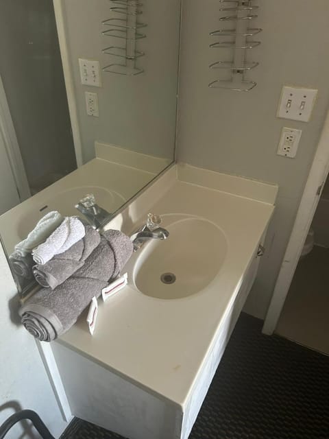 Double Bed Hotel Room 307 Apartment in Amarillo