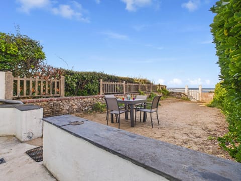 Patio, Garden, Garden view
