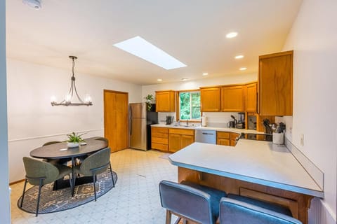 Fern House Rustic Modern Hiking Base Sequim House in Puget Sound