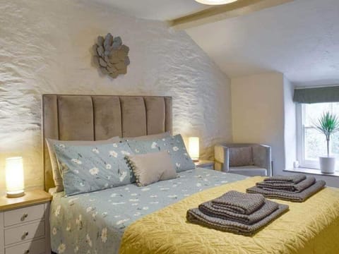 Cosy, characterful cottage in Betws-y-Coed House in Betws-y-Coed