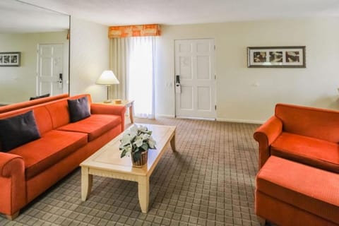 Desert Vacation Villas 2BR Apartment with Resort Access Apartment in Palm Springs