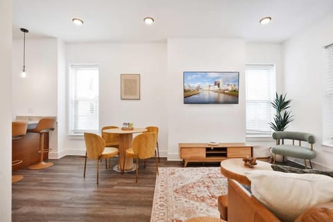 Columbus Oasis w Pool Table Near Downtown House in Ohio