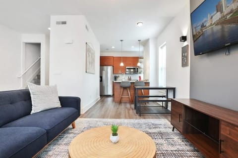 Contemporary Vintage Home Near Downtown House in Ohio