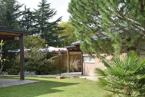 Cabañas Latitud 38.15 Lodge nature in Sierra de La Ventana