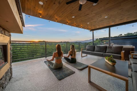 Natural landscape, View (from property/room), Sunrise, fireplace