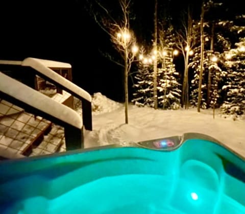 Night, Winter, Hot Tub
