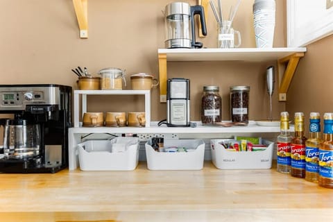 The Huddle & Hangout - 3 Bedroom House Close to ND House in Mishawaka