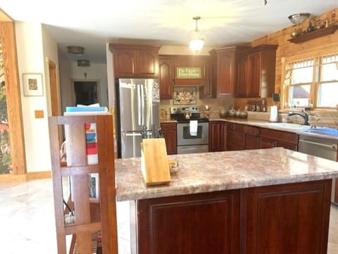 Peaceful 4-BR Retreat Near Ruedi Reservoir House in Eagle County