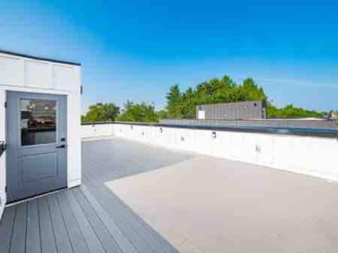 Brand NEW Build, D-Town Views, must See House in Ohio