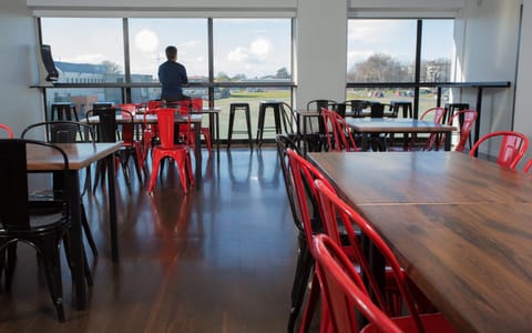 Communal kitchen, City view