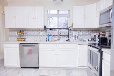 Cozy Sterling Hills home House in Aurora