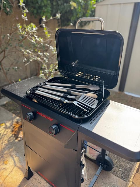 The Maze House Pool Theatre Room House in Highland