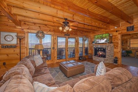 Picture Perfect House in Pigeon Forge