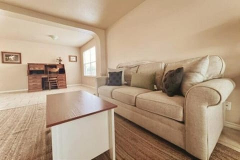 Spacious Ponderosa Home Apartment in New Braunfels