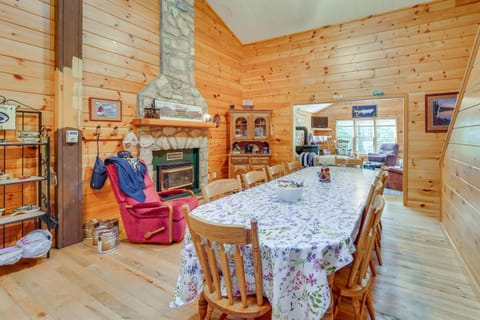 Cabin Comfort Near PSU! Fire Pit and On-Site Trails Cabin in Allegheny River