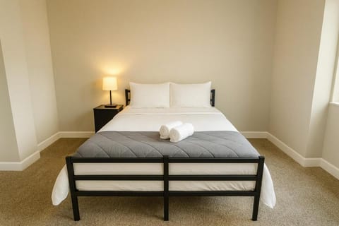 Cozy Luxe Suite Rock Hall, Casino, Stadiums Apartment in Cleveland Heights