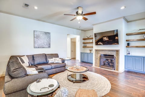 Private Hot Tub and Patio Golf Retreat in Canyon! House in Oklahoma