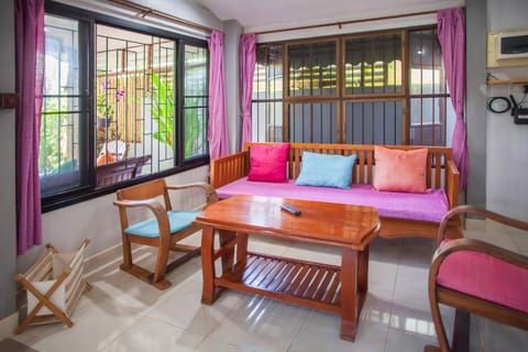 Balcony/Terrace, Living room