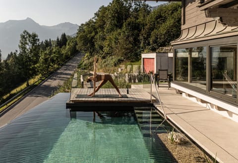 Mountain view, Swimming pool