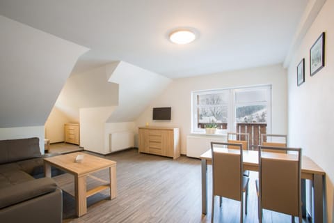 Nowe Apartamenty CMK Condo in Lower Silesian Voivodeship