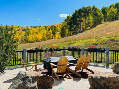 Beaver Creek Resort Slopeside Views Ski In Out House in Edwards