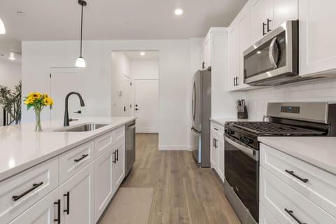 Ripple Retreat townhouse House in Washington