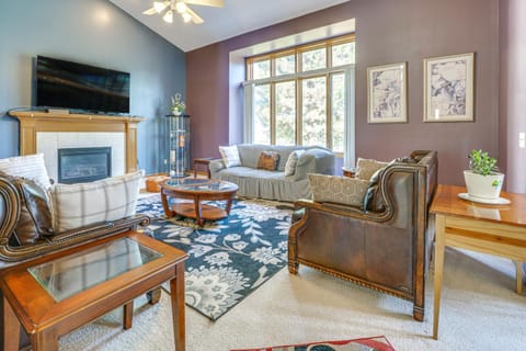 Private Yard with Patio Family Getaway in Macomb House in Lake Erie