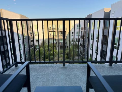 Patio, Day, View (from property/room), Balcony/Terrace