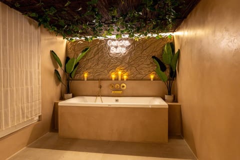 Hot Tub, Bathroom, Bath