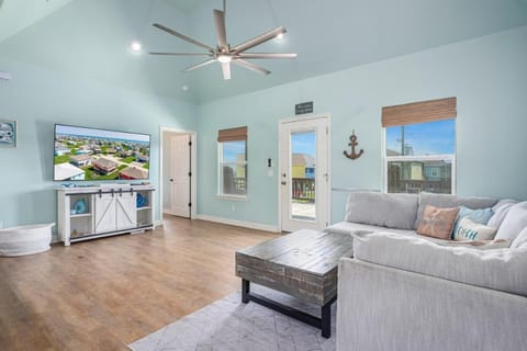 Sea Glass Retreat home House in Bolivar Peninsula