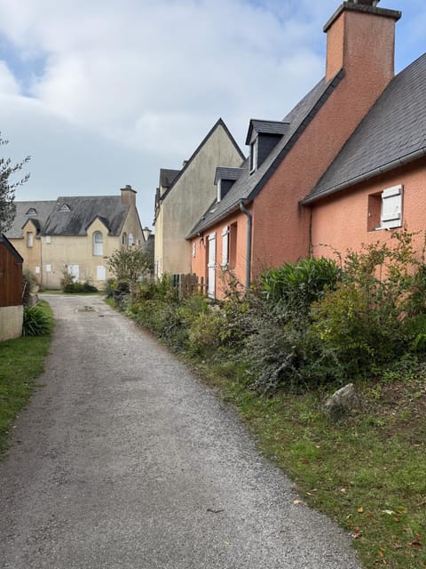 Property building, Street view