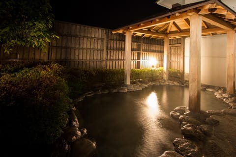 Hot Spring Bath, Open Air Bath, Public Bath