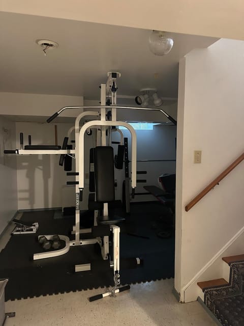 quiet and comfortable House in Cleveland Heights