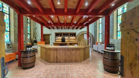 Lobby or reception, Alcoholic drinks