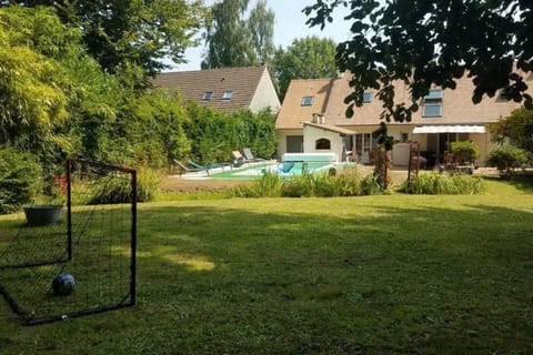 Maison familiale 50min de paris-Collection Idylliq House in Île-de-France