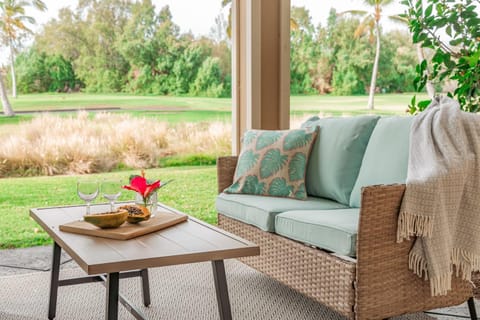 1st floor no steps king beds beach pool golf Apartment in Puako