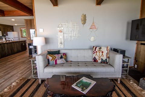 Ocean Front on Miles of Sandy Beach! Boho Shores House in San Marine